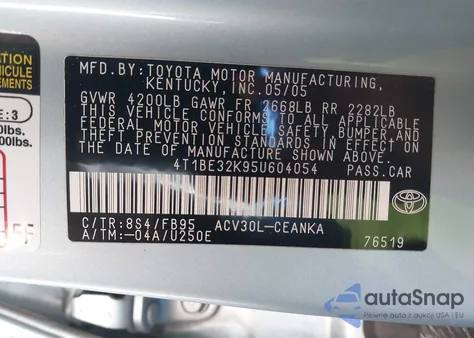 2005 Toyota Camry Le z USA, uszkodzony, nr VIN 4T1BE32K95U604054